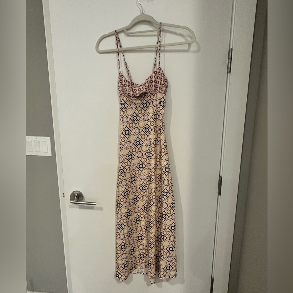 Verge girl dress